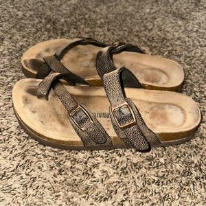 Cushionaire Women's Brown Sandals see pics for condition please